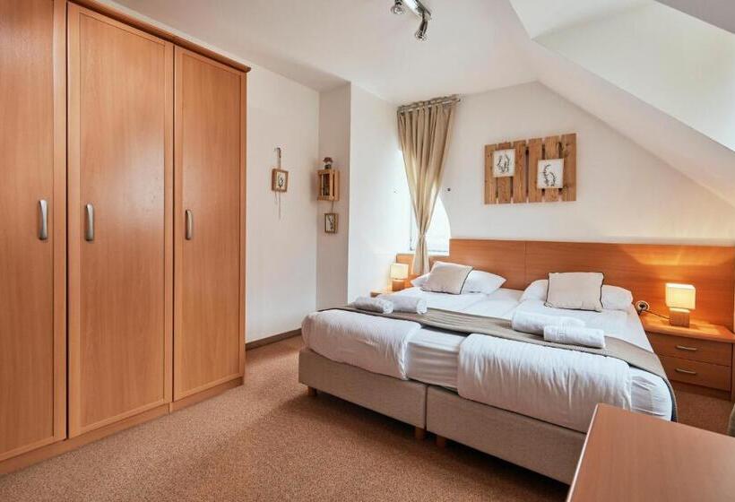 هتل Rooms & Restaurant Ostarija