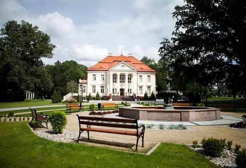ホテル Pałac Tłokinia