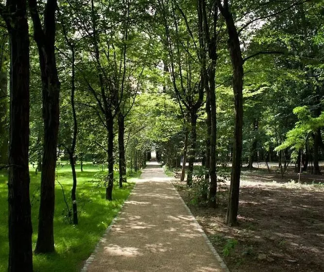 ホテル Pałac Tłokinia