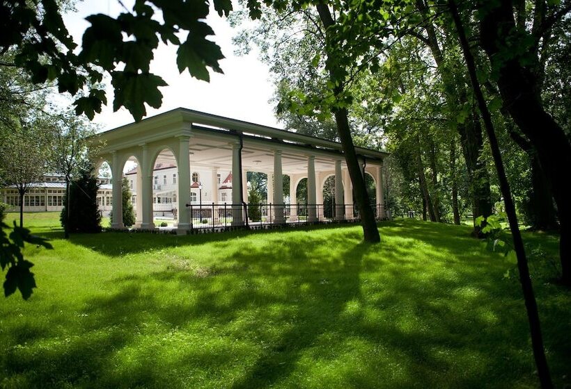 호텔 Pałac Tłokinia