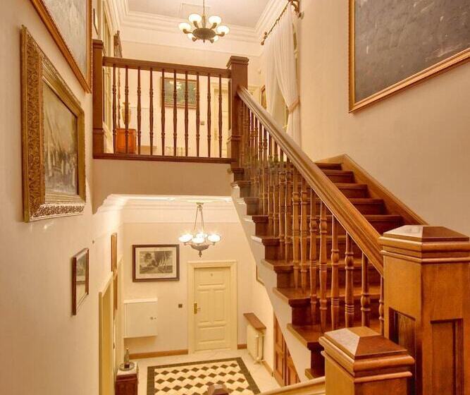 호텔 Pałac Tłokinia