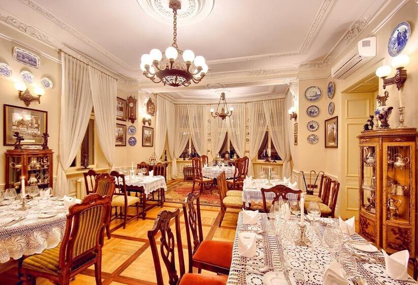 호텔 Pałac Tłokinia