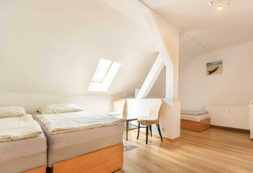 בית מלון כפרי Bike Hostel&camp