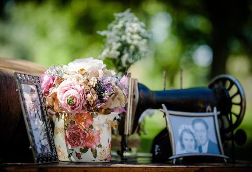 ホテル Plauter Kúria