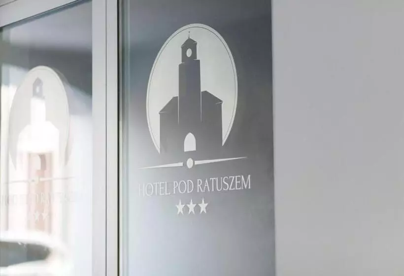 ホテル Pod Ratuszem