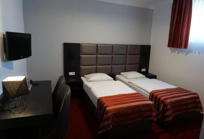 בית מלון כפרי Restauracja Varia