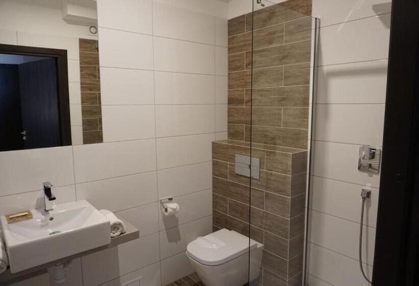 בית מלון כפרי Restauracja Varia