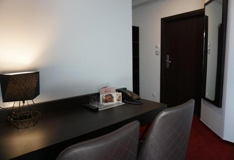 בית מלון כפרי Restauracja Varia