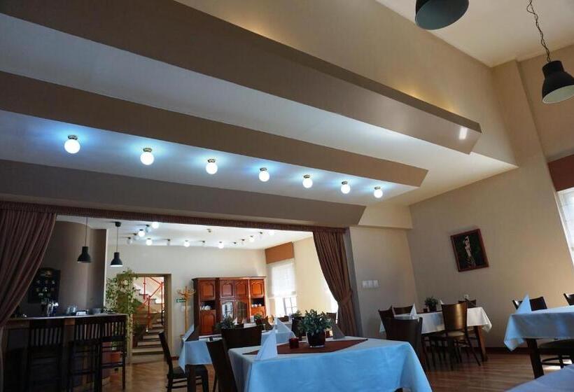 בית מלון כפרי Restauracja Varia