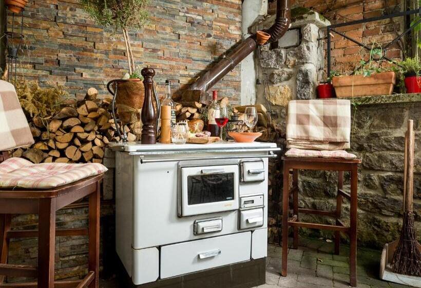 هتل Rooms & Restaurant Ostarija