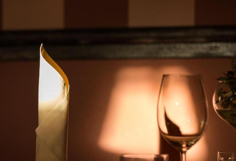 هتل Rooms & Restaurant Ostarija