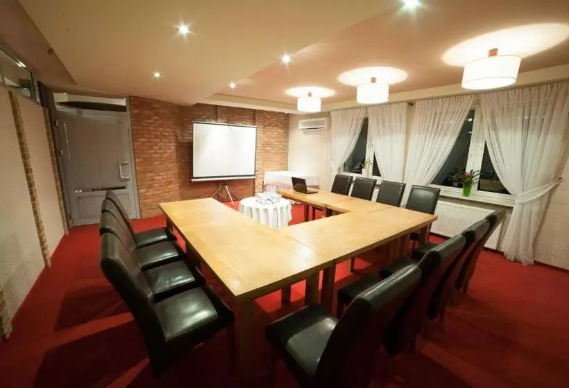 Hotelli Sosnowe Zacisze