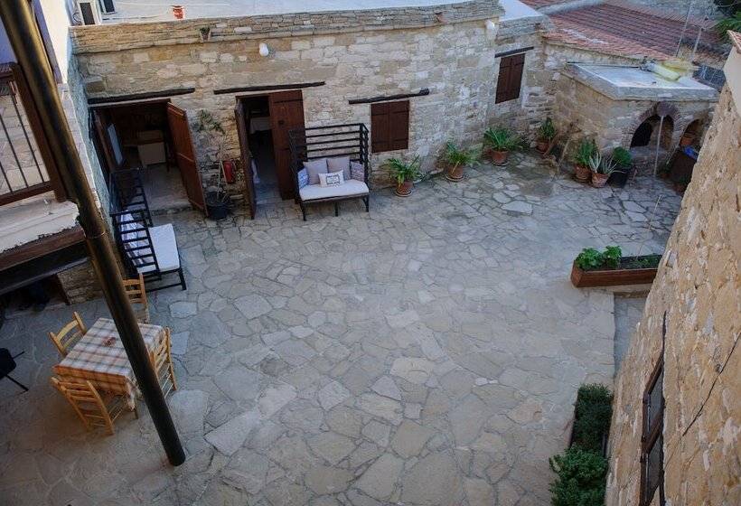 Отель Teacher S House