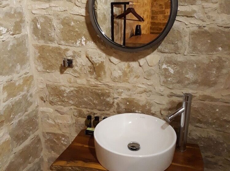 Отель Teacher S House