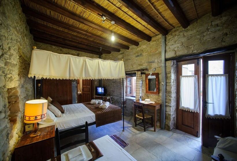 Отель Teacher S House