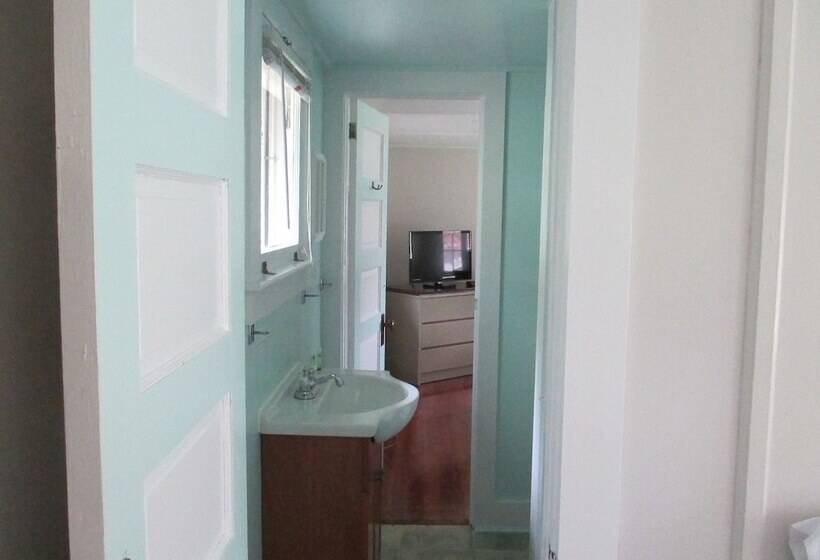 בית מלון כפרי The Blair House