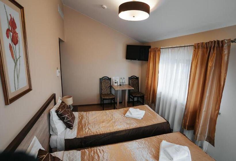 בית מלון כפרי U Ojdanów