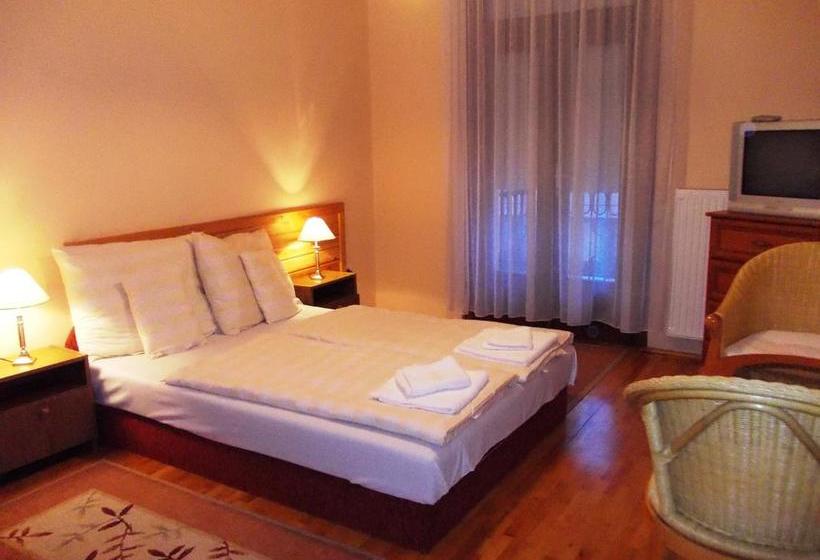 فندق Villa City Center Hévíz