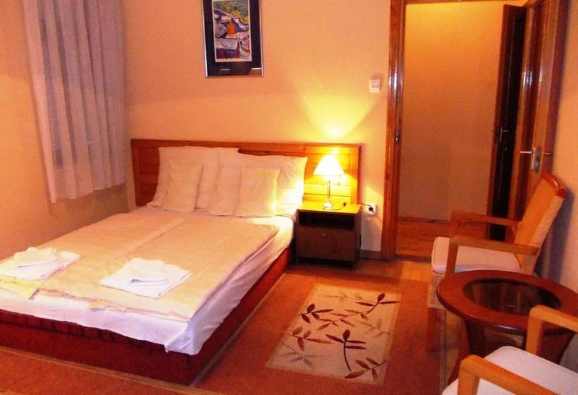 فندق Villa City Center Hévíz