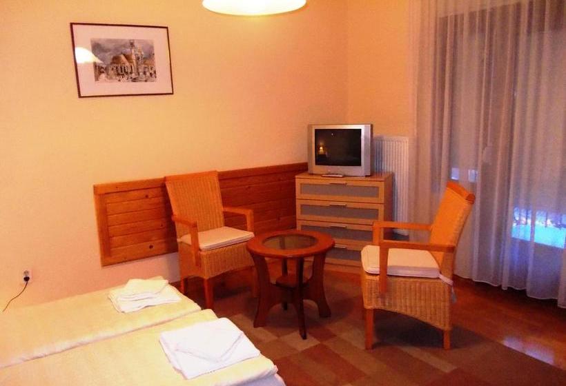 فندق Villa City Center Hévíz