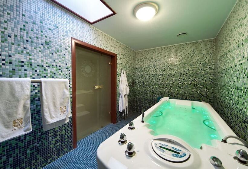 בית מלון כפרי Willa Różana Ormonde Resorts