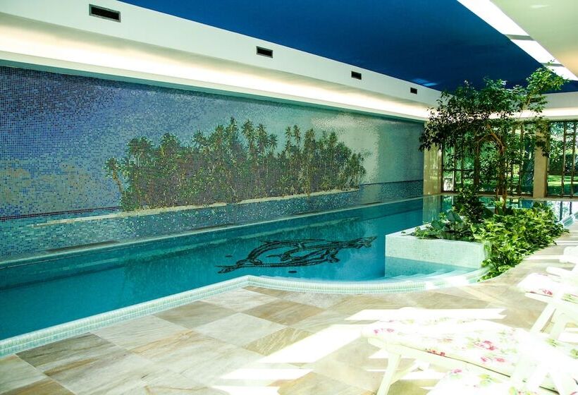 בית מלון כפרי Willa Różana Ormonde Resorts