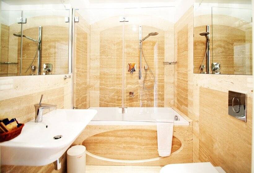 בית מלון כפרי Willa Różana Ormonde Resorts