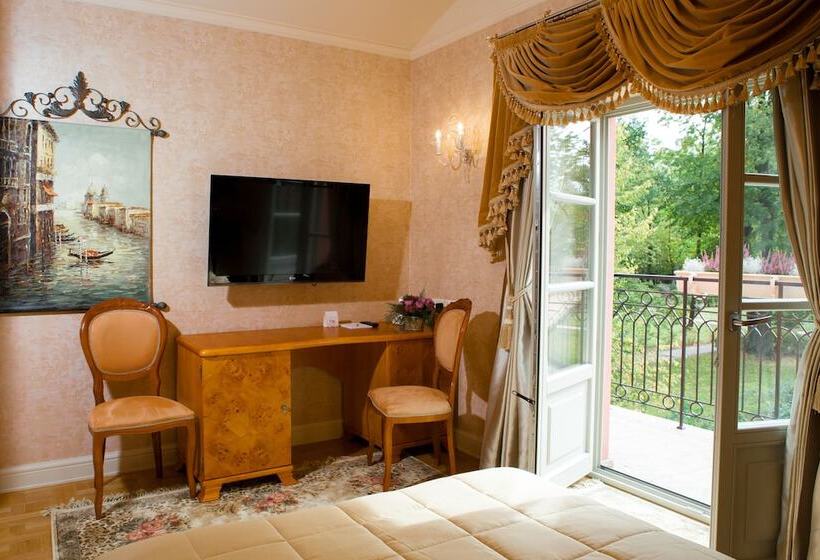 בית מלון כפרי Willa Różana Ormonde Resorts