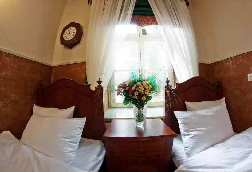 ホテル Willa Różana Ormonde Resorts