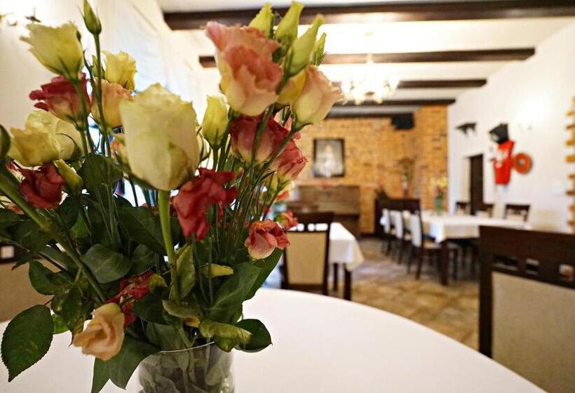 酒店 Zamek Królewski We Wschowie