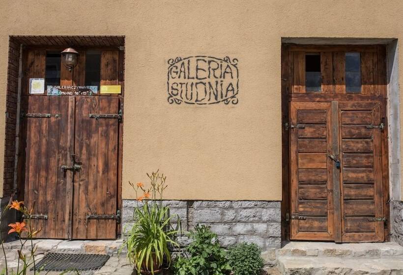 Отель Zamkowy Młyn