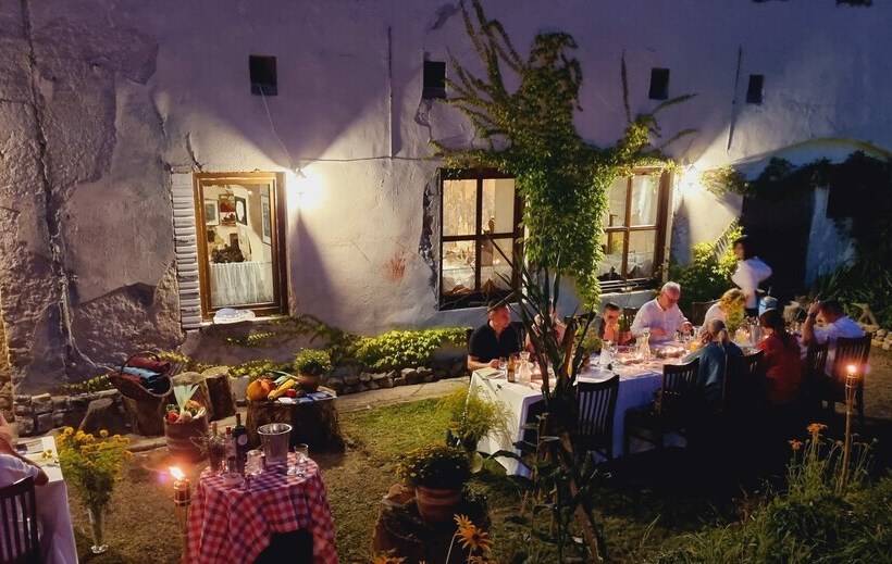 Отель Zamkowy Młyn