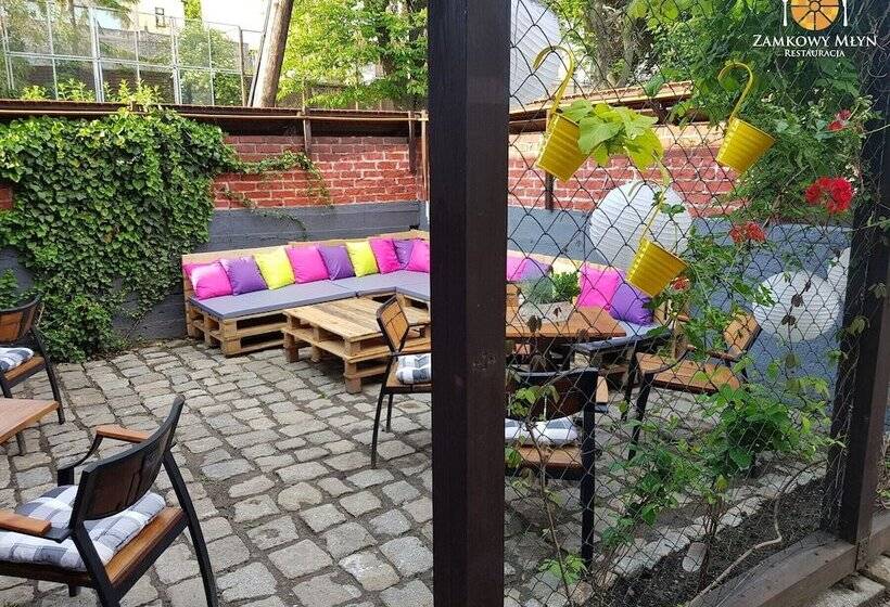 酒店 Zamkowy Młyn