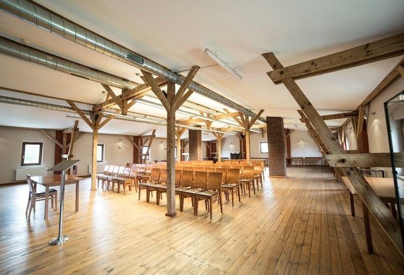 酒店 Zamkowy Młyn