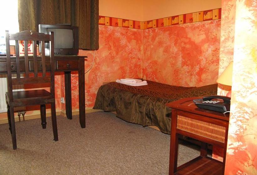 בית מלון כפרי Ik Korona