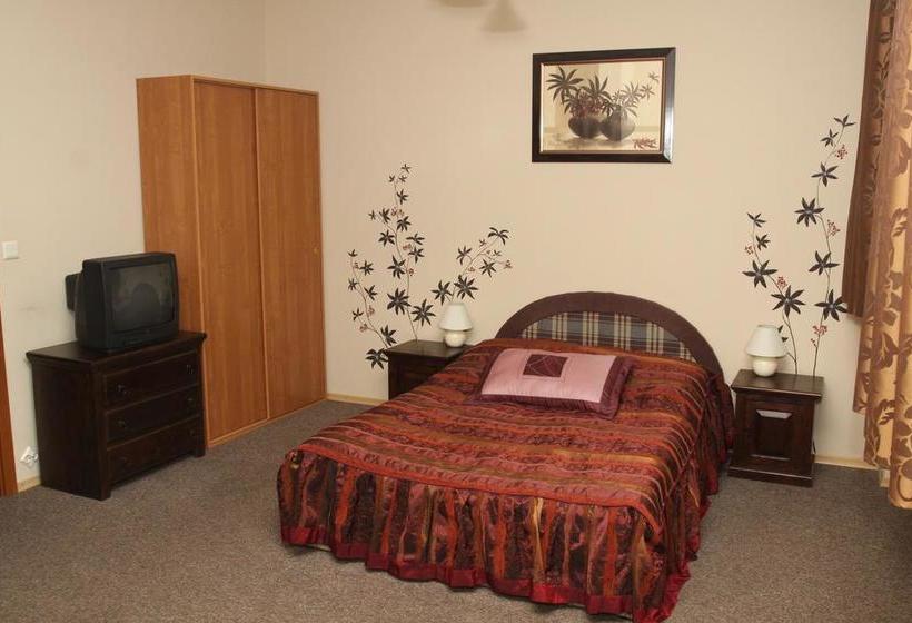 בית מלון כפרי Ik Korona