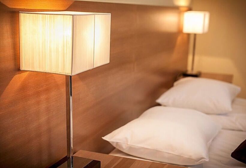 Planeta Hotel & Restauracja