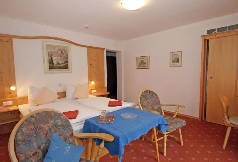 Alpenpanoramahotel Kohlhiasl Höh