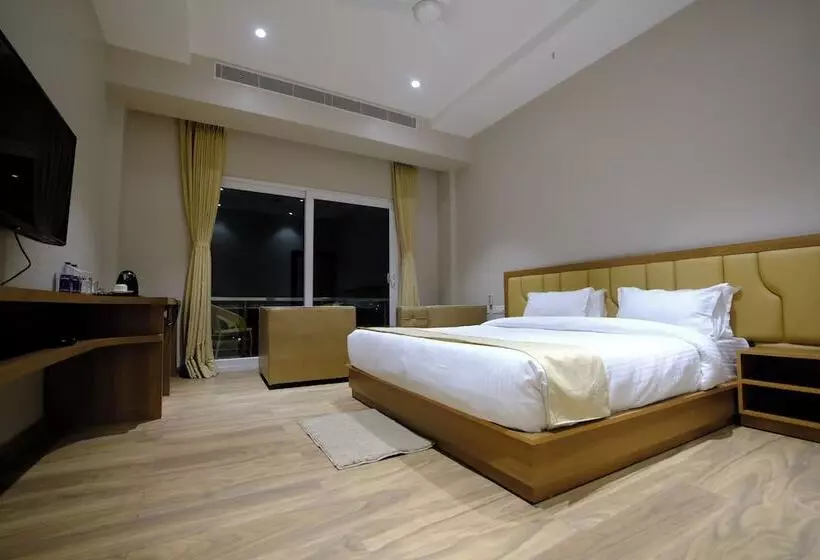 Finn S Weaver Resort, Kaziranga