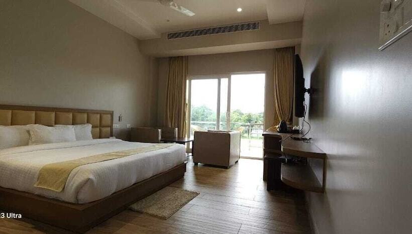 Finn S Weaver Resort, Kaziranga