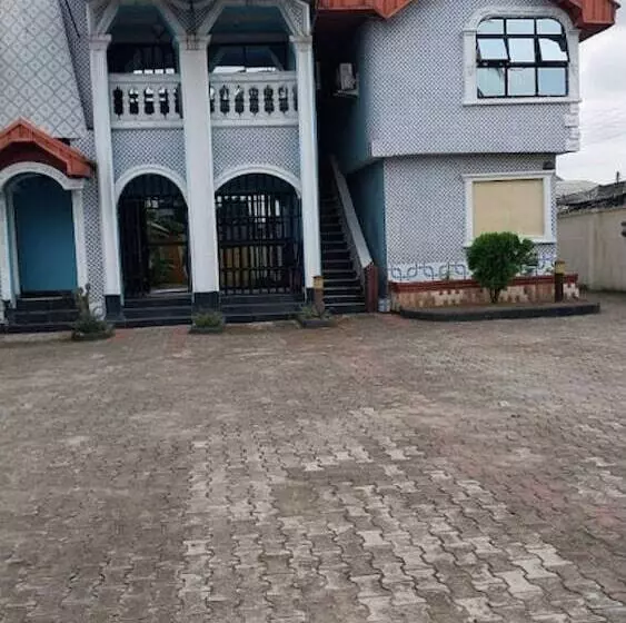 Haffy Executive Hotels And Suite