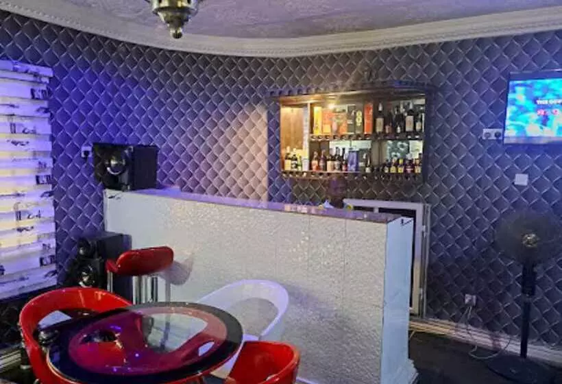 Haffy Executive Hotels And Suite