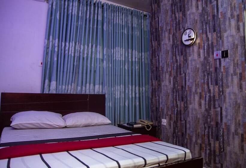 Haffy Executive Hotels And Suite