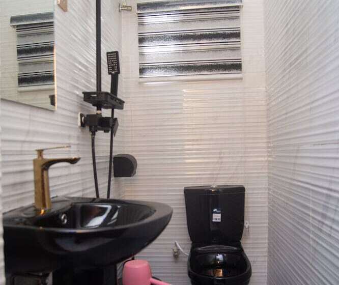 Haffy Executive Hotels And Suite