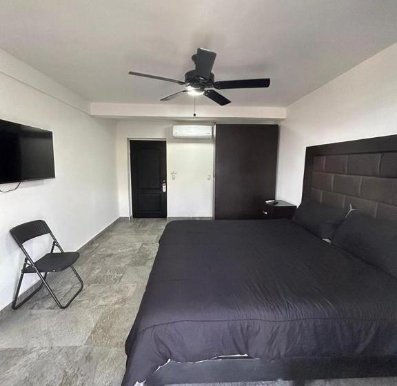 فندق And Suites Cananea