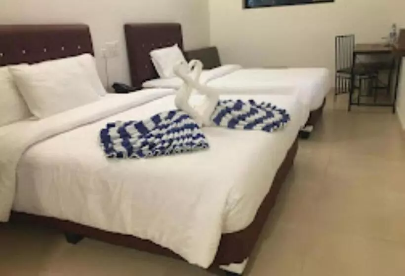 Hotelli Chateau Woods Kerala