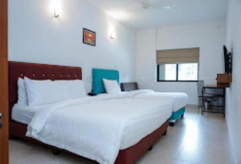 فندق Chateau Woods Kerala