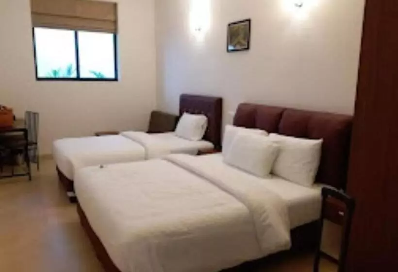 Hotelli Chateau Woods Kerala