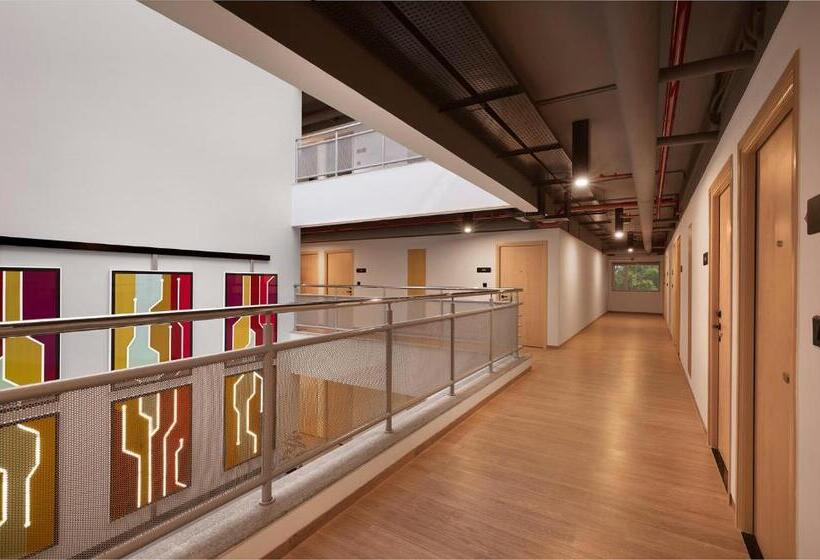 Hotel Ginger Ahmedabad Changodar