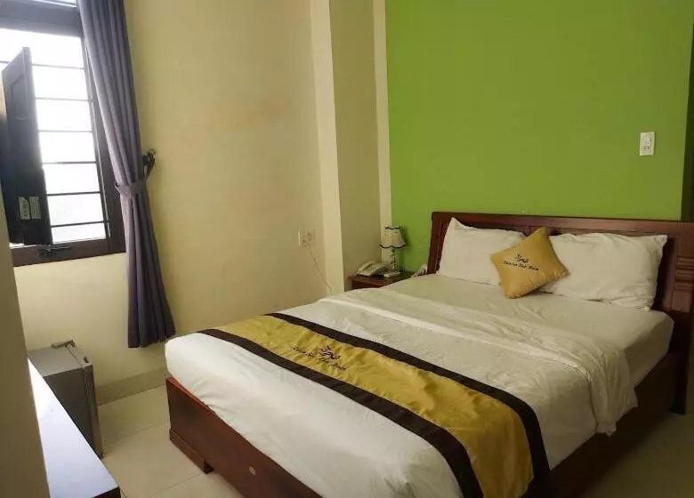 هتل Khách Sạn Khải Hoàn